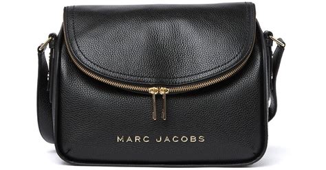 marc jacobs groove leather bag.